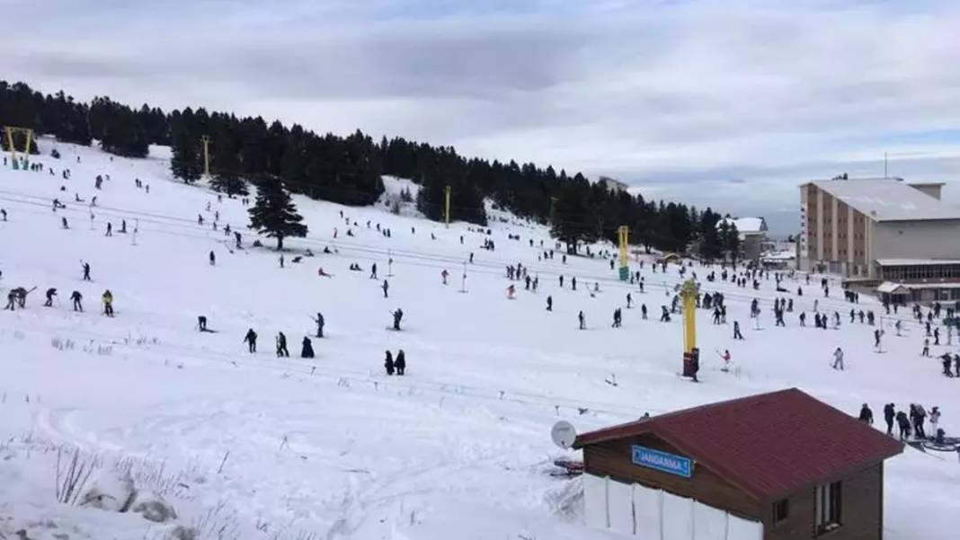 Yıllık izninizi yaza bırakmayın! Ocak ayına kalmadan giden paşalar gibi tatil yapacak: İşte kayak merkezlerinin otel fiyatları 6